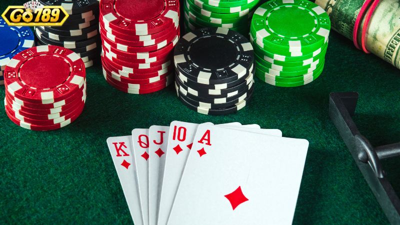 Tại sao đồng chất lại quan trọng trong Poker?